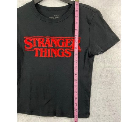 Netflix Stranger Things T-Shirt Youth Medium Black Red Logo Graphic Tee Netflix