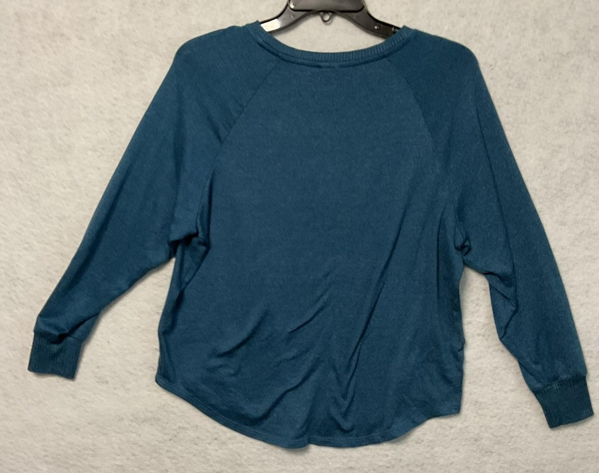Secret Treasures Sweatshirt Womens Small Green More Love Graphic Pullover Lounge
