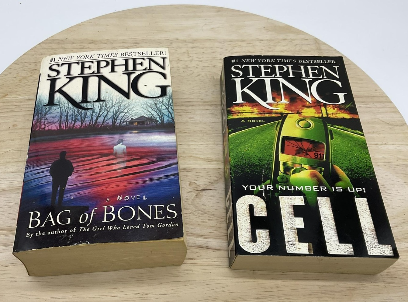 Lot 2 Stephen King Bag Of Bones Cell Adult Horror Paperback Novels Books Fiction