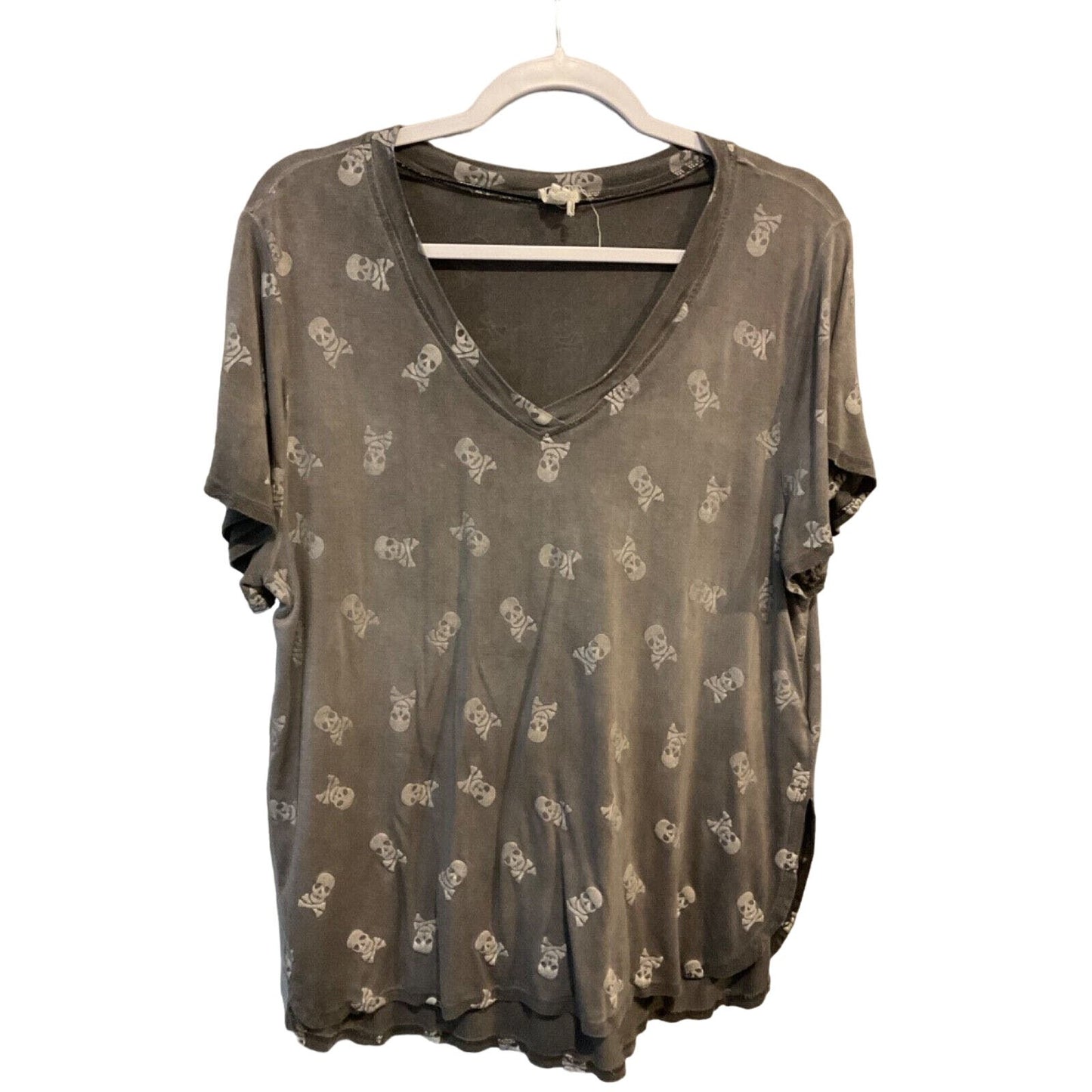 Cable & Gauge Grey Skull Graphic Top Tee T-Shirt Size L (See Measurements)