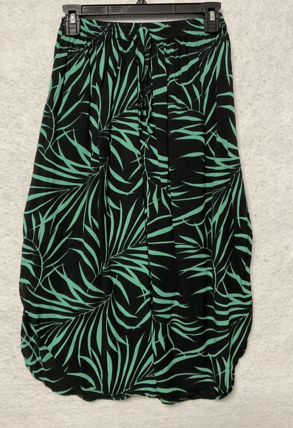 Palm Print Skirt Womens Medium Black Green Bubble Hem Midi Drawstring Waist