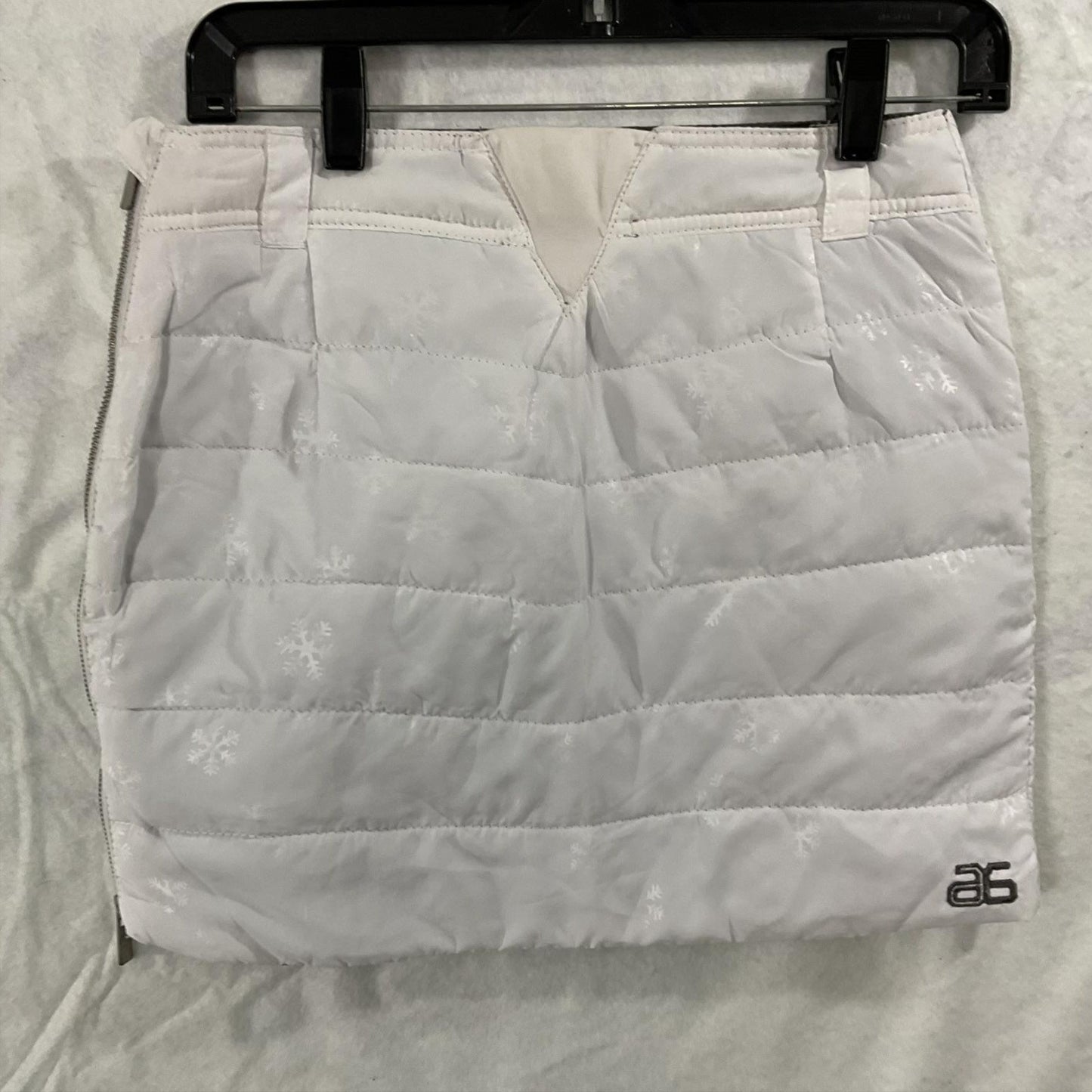 Arctix Skirt Womens Medium White Quilted Insulated Snow Ski Short Microfiber