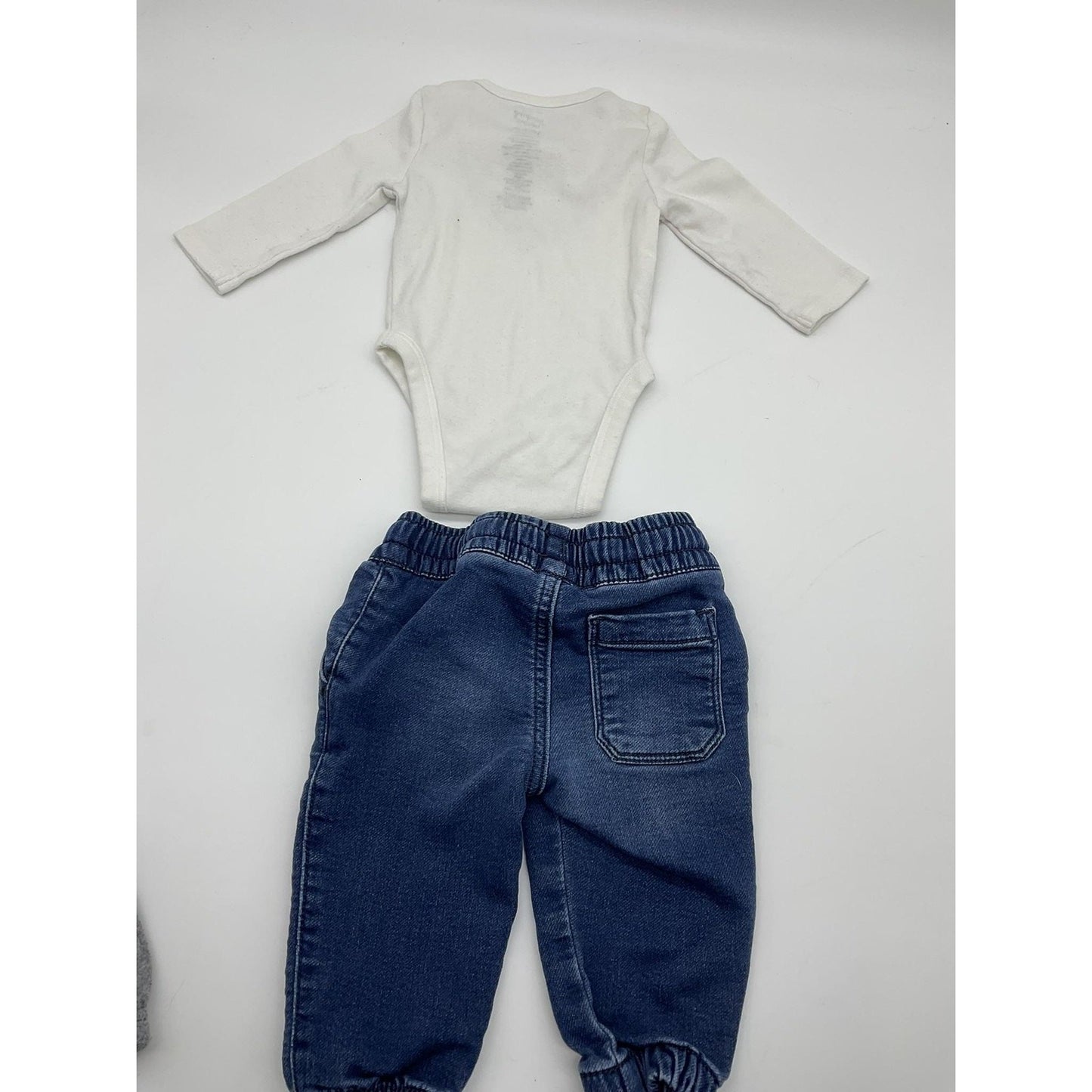 Jumping Beans Bodysuit Carter's Pants Set Baby 6M My Sibling Paws Outfit