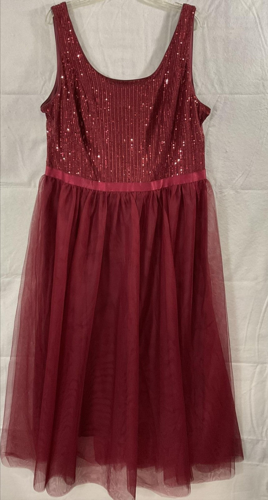 BERYLOVE Dress Womens 3XL Red Sequin Tulle Scoop Neck Maxi Formal Gown Wedding
