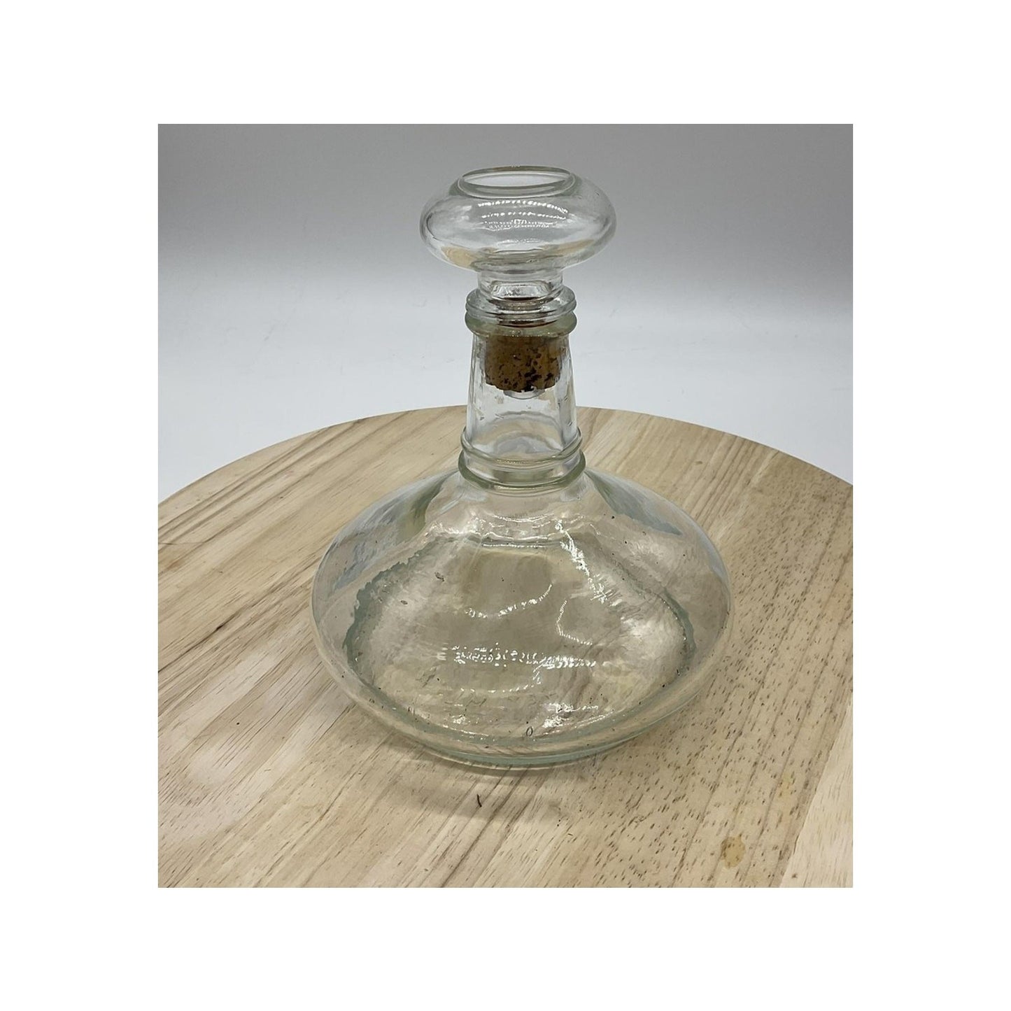 Clear Glass Liquor Bottle Decanter Squat Round with Stopper 750 ML Made in Italy