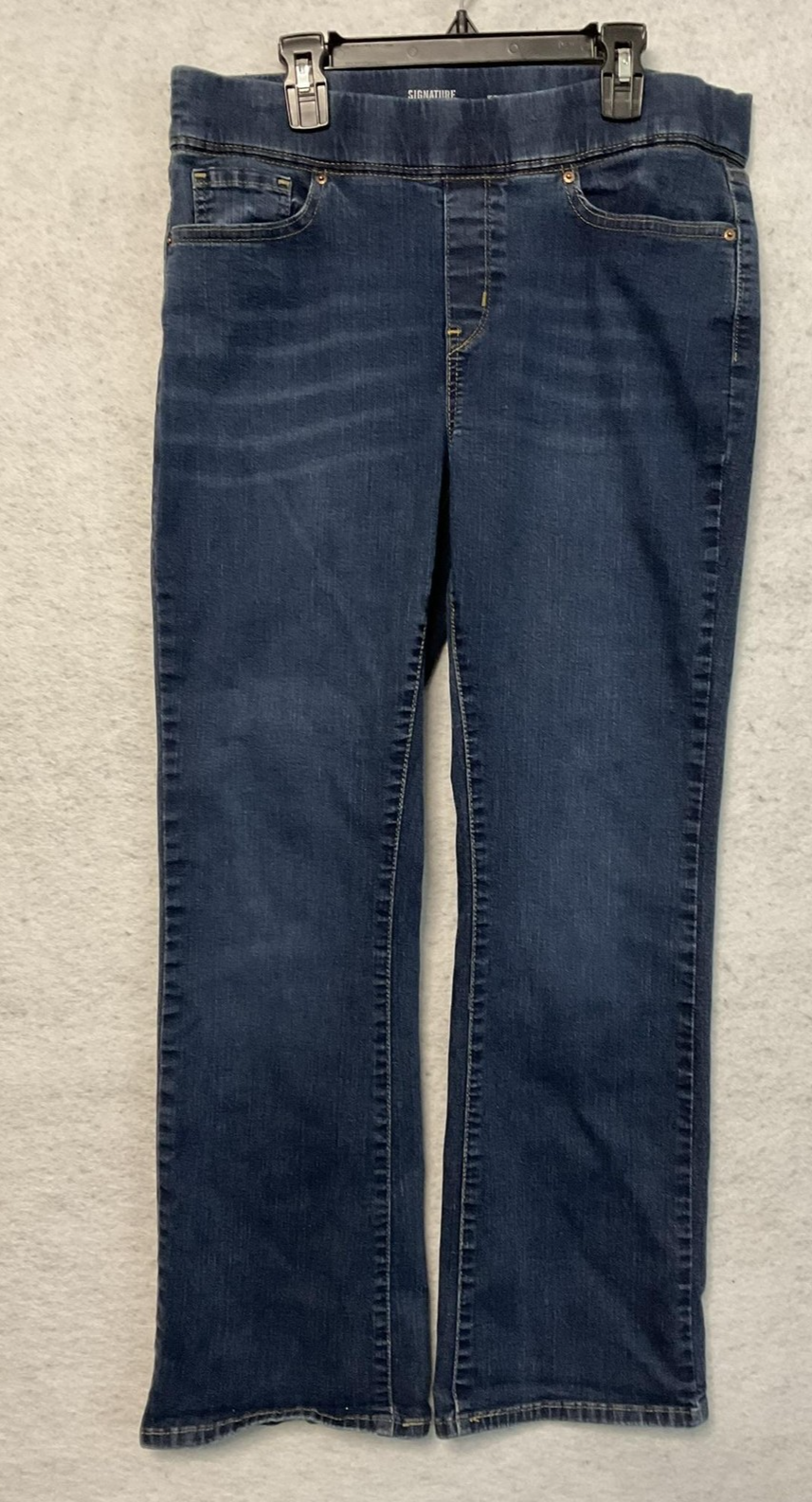 Signature By Levi Strauss Jeans Womens 10S Blue Pull On Bootcut Stretch Shaping