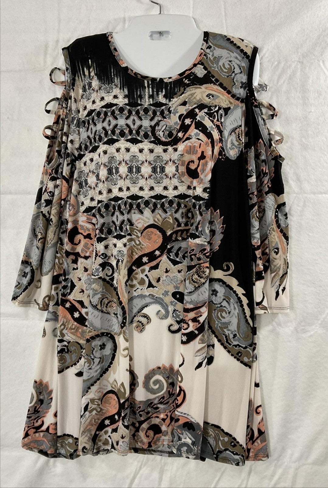 Yahada Paisley Cold Shoulder Swing Dress Womens Small Multicolor Jersey Stretch
