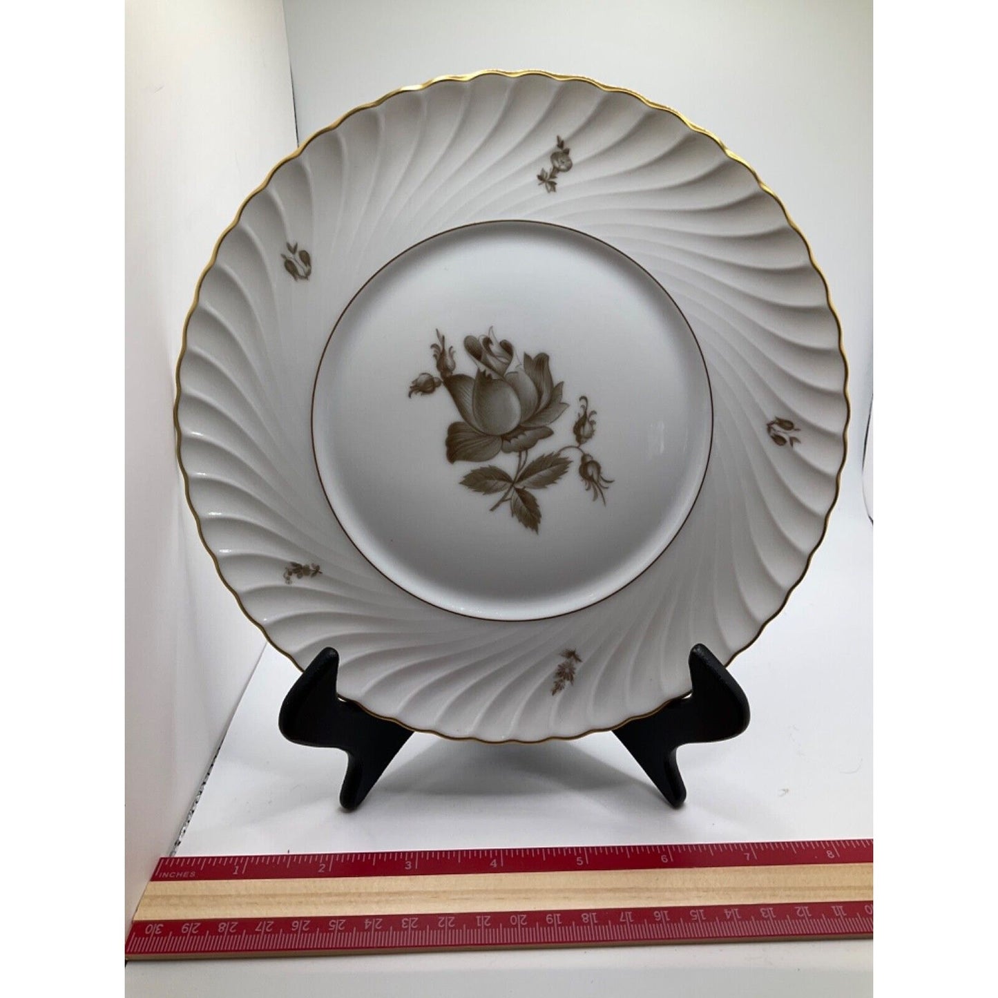 Vintage Königl. pr. Tettau Bavaria Salad Plate 8" Gold Trim Floral Konigl