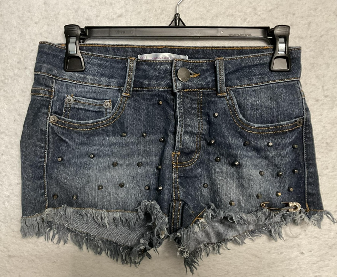 No Boundaries Shorts Juniors 3 Blue Denim Studded Rhinestone Cut Off Stretch
