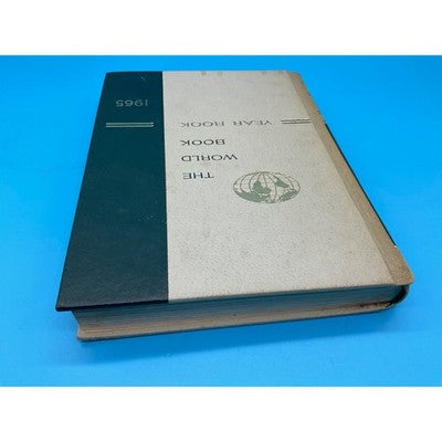 1965 The World Book Events of 1964 Year Book Annual Green White W Gold Embossing