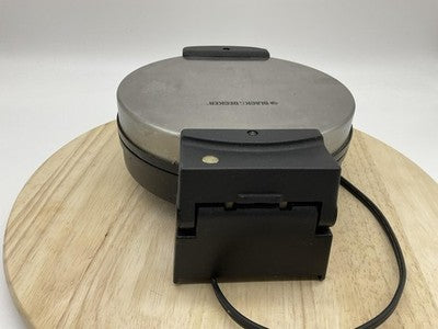 Black & Decker Belgian Waffle Maker WM55T Round Non Stick Electric Silver 650W