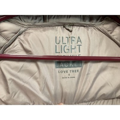 Love Tree Jacket Womens Small Beige Ultra Light Packable Hooded Puffer Zip Up