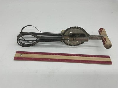 VTG Red Handle Rotary Hand Mixer Egg Beater Stainless Retro Kitchen Utensil