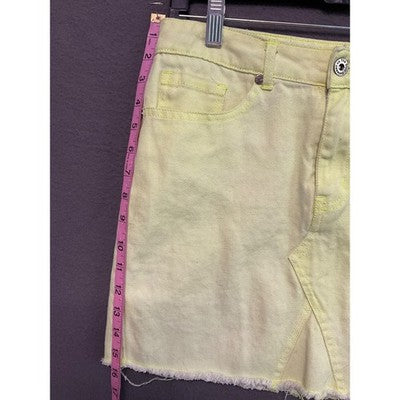The Style Between Us Greenish Yellow Denim Mini Skirt Raw Hem Size Small