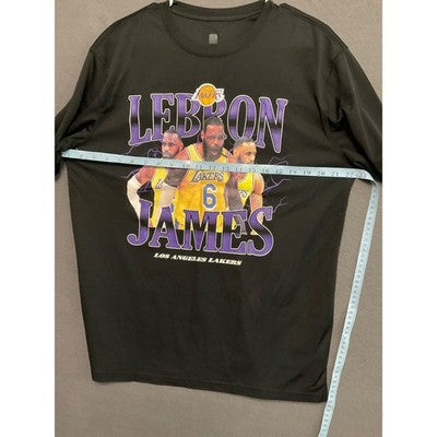 Men's Lakers LeBron James #6 Tee Shirt Large - Vintage Look Graphic Wear