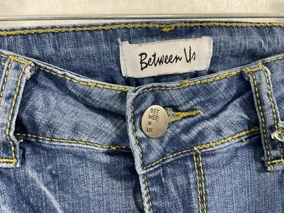 Between Us Jeans Womens 14 Blue Medium Wash High Rise Distressed Skinny Stretch