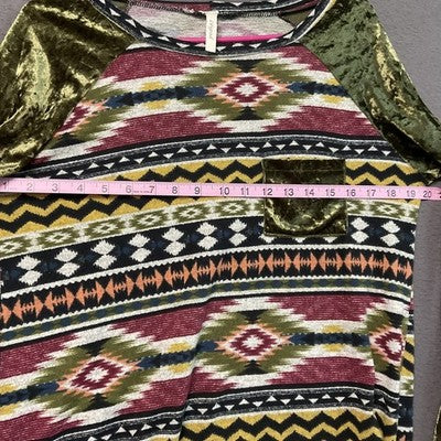 Lilypad Shirt Womens Medium Aztec Boho Pattern Green Velvet Sleeve Pocket Long
