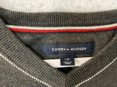 Tommy Hilfiger Mens Sweater Large Gray Argyle V Neck Pullover Knit Top Logo