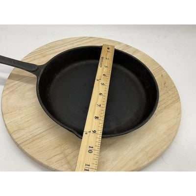 Cast Iron Skillet Frying Pan 2 Pour Spouts Rustic Kitchen Cookware Camping VTG