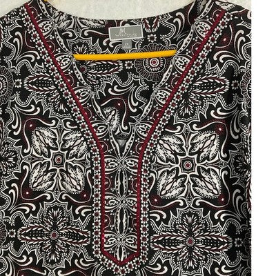 JM Collection Tunic Top Women 2X Black Burgundy Medallion Rhinestone Blouse