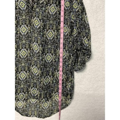 No Boundaries Shirt Womens Small Black Geo Print Lace Back High Low Hem Boho