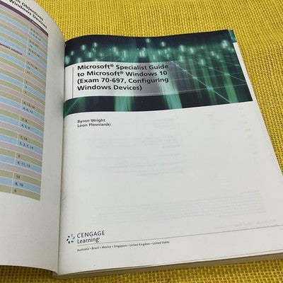 Microsoft Windows 10 Specialist Guide Exam 70-697 Wright Plesniarski Paperback