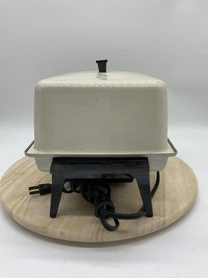 Universal Food Cooker Electric Roaster Buffet Server With Pans & Rack VTG Tested