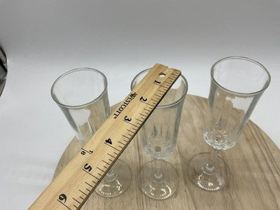 Unmarked Clear Geometric Champagne Glasses Set Of 3 Flutes Bar Decor Modern