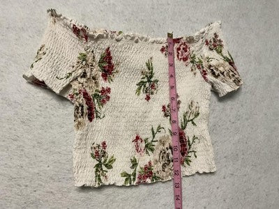 Feathers Blouse Womens Size L White Floral Off Shoulder Smocked Crop Top Stretch