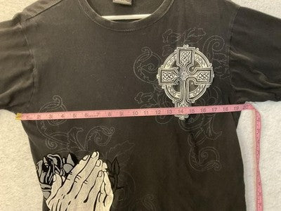 Victorious Shirt Mens Large Black Love & Faith Cross Praying Hands Christian