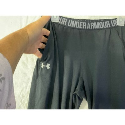 Under Armour Capri Pants UNISEX MED Black Elastic Waist Pockets Athletic Pant