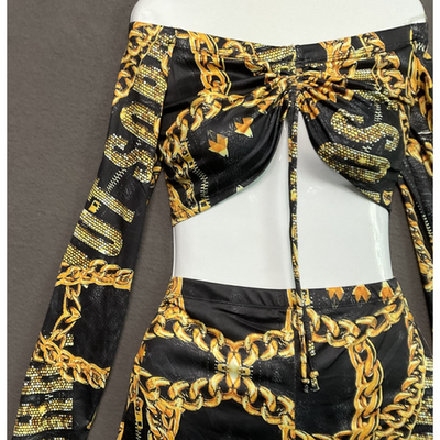 Women’s Off Shoulder Crop Top & Short Set L Black Gold Chain Link Graphic Print