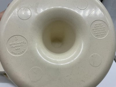 Microware Bundt Ring Cake Mold Pan 10 In Beige 2 Piece USA Microwave Bakeware