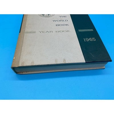 1965 The World Book Events of 1964 Year Book Annual Green White W Gold Embossing