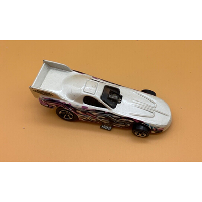 VTN Hot Wheels Collection: 1977 Metallic Flame Dragster, 1998 Mattel & McDonald