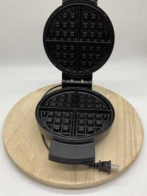 Black & Decker Belgian Waffle Maker WM55T Round Non Stick Electric Silver 650W
