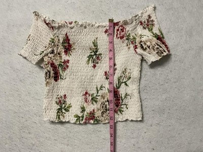 Feathers Blouse Womens Size L White Floral Off Shoulder Smocked Crop Top Stretch