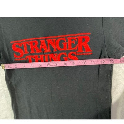 Netflix Stranger Things T-Shirt Youth Medium Black Red Logo Graphic Tee Netflix