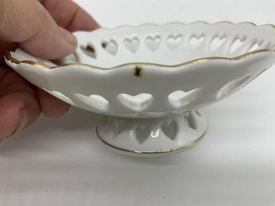 Unmarked White Porcelain Pedestal Bowl Heart Cutout Gold Trim Home Decor Display