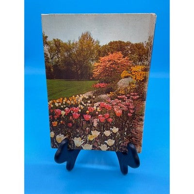 New Illustrated Encyclopedia of Gardening Vol 2 by T.H. Everett Vintage Hardcove