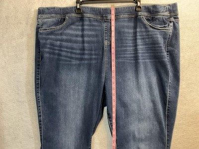 Torrid Jeans Womens 5S Blue Medium Wash Lean Jean Super Soft Jegging Stretch