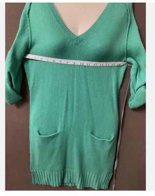 BCBGMAXAZRIA Sweater Dress Womens XS Green Knit V Neck 3/4 Roll Tab Pockets