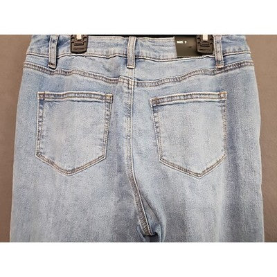 Traffic Jeans Wear Sz 7 Distressed Raw Hem Straight Leg Jeans Light Wash Stretch