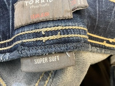 Torrid Jeans Womens 5S Blue Medium Wash Lean Jean Super Soft Jegging Stretch