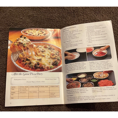 Vintage 1982 Reynolds Entertaining Ease Cookbook Hosting Recipes Booklet USA