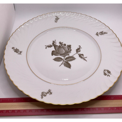 Vintage 10-Inch Königl. pr. Tettau Bavaria Plates Grey Floral Gold Trim Konigl
