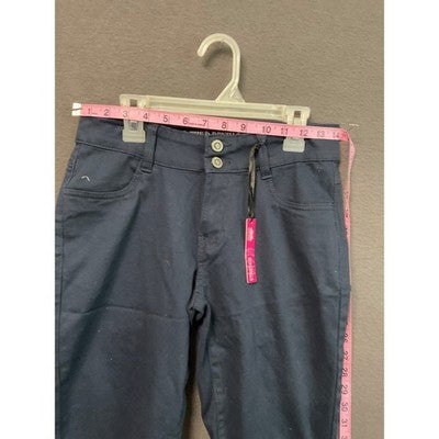D. Jeans Shorts Women's Size 5 Bermuda Mid Rise Dark Wash Denim Stretch