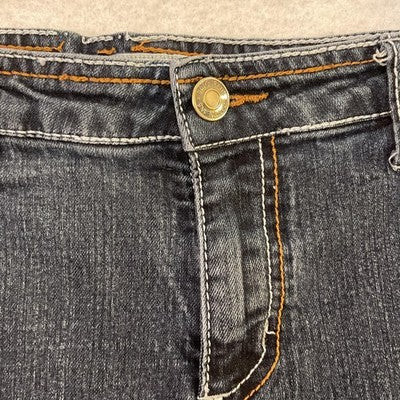 Cato Jeans Womens 12 Blue Dark Wash Mid Rise Cuffed Capri Embroidered Stretch