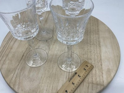 Unmarked Clear Pressed Glass Wine Glasses Set Of 4 Geometric Stemmed Barware
