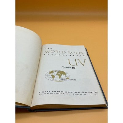 1961 World Book Encyclopedia Vol 18 "U-V", Vintage Hardcover, Field Enterprises